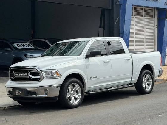 RAM CLASSIC 5.7 V8 GASOLINA LARAMIE CD 4X4 AUTOMÁTICO